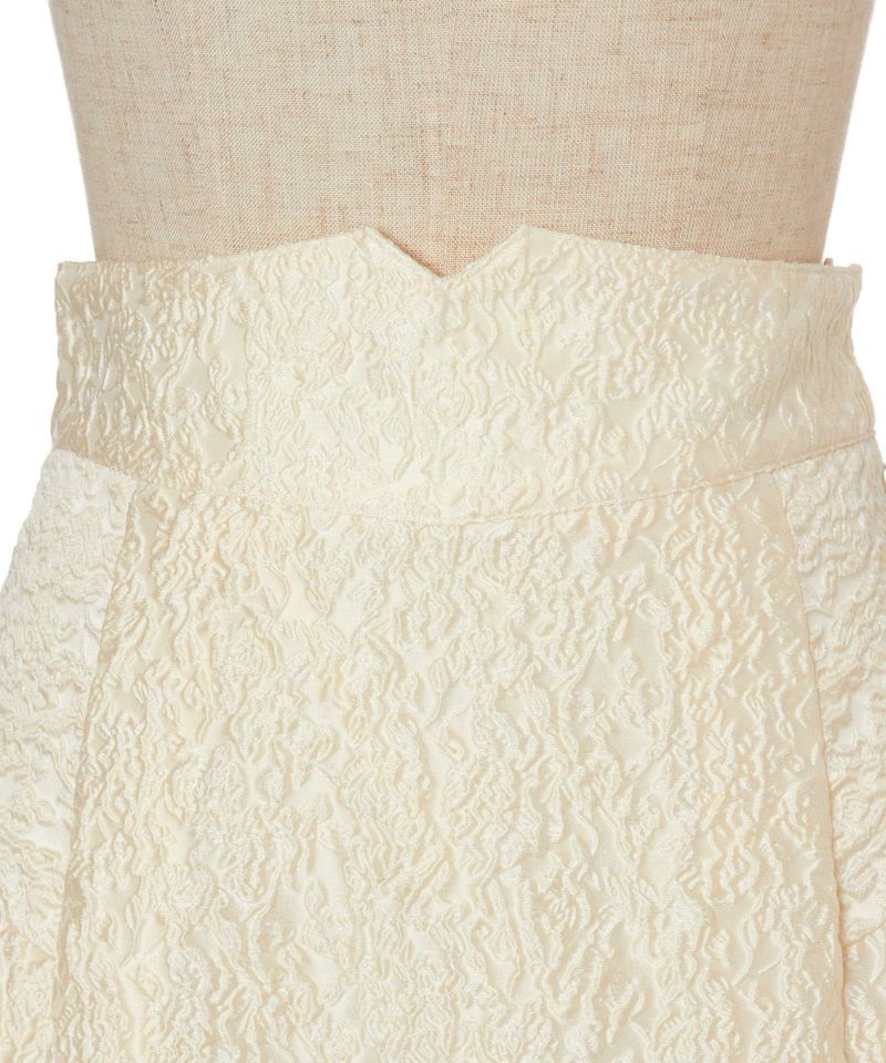 Front up (cream)