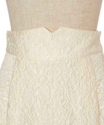 Front up (cream)