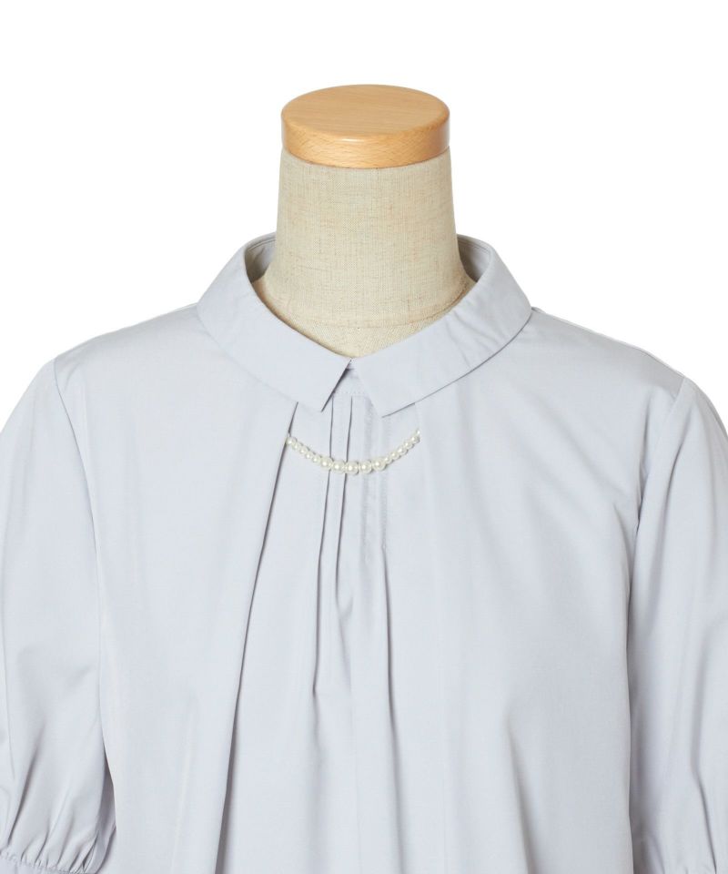 Front up (light gray)