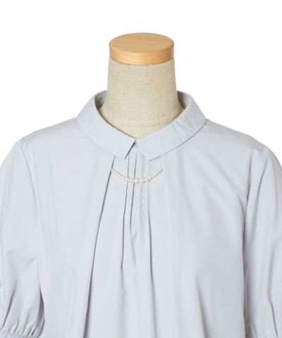 Front up (light gray)