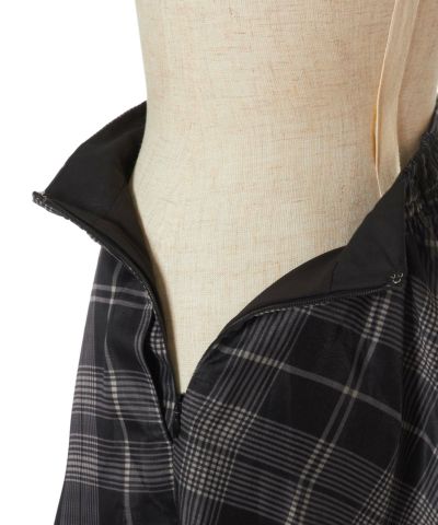 Side fastener (black x white)