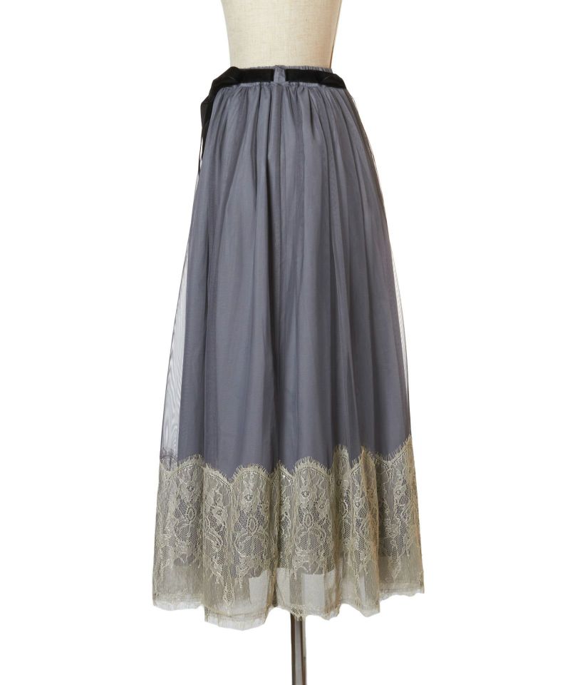 Side (gray x white)