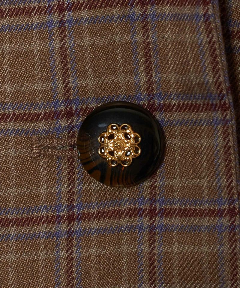 Button up (brown x red)