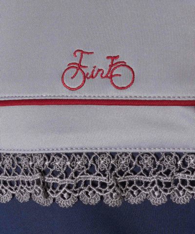 embroidery (navy)