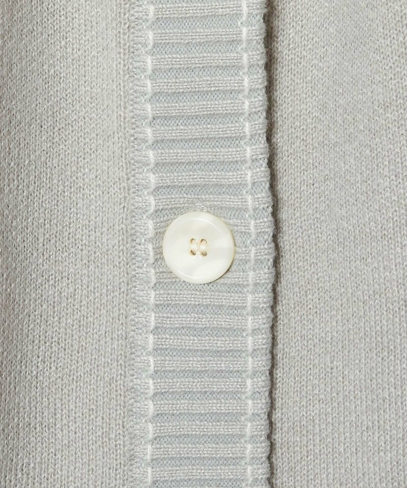 Button up (gray)