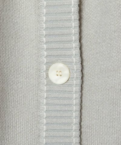Button up (gray)