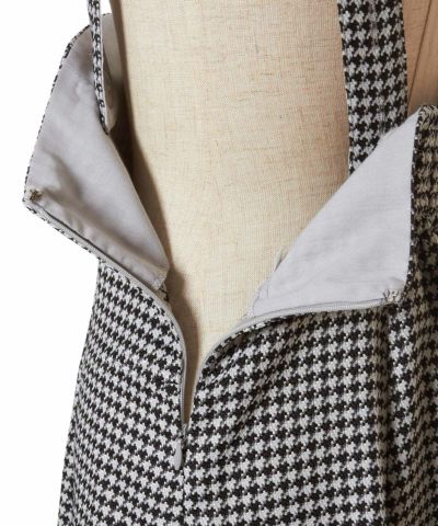 Side fastener (gray x black)