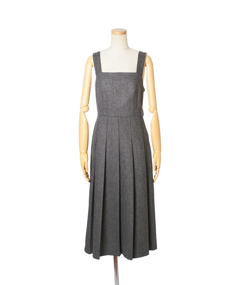 Front tie and belt removed (dark gray)