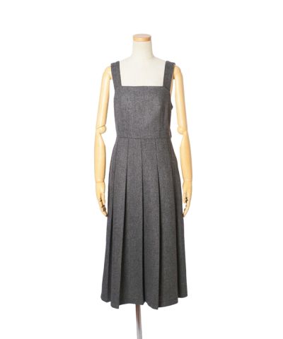 Front tie and belt removed (dark gray)