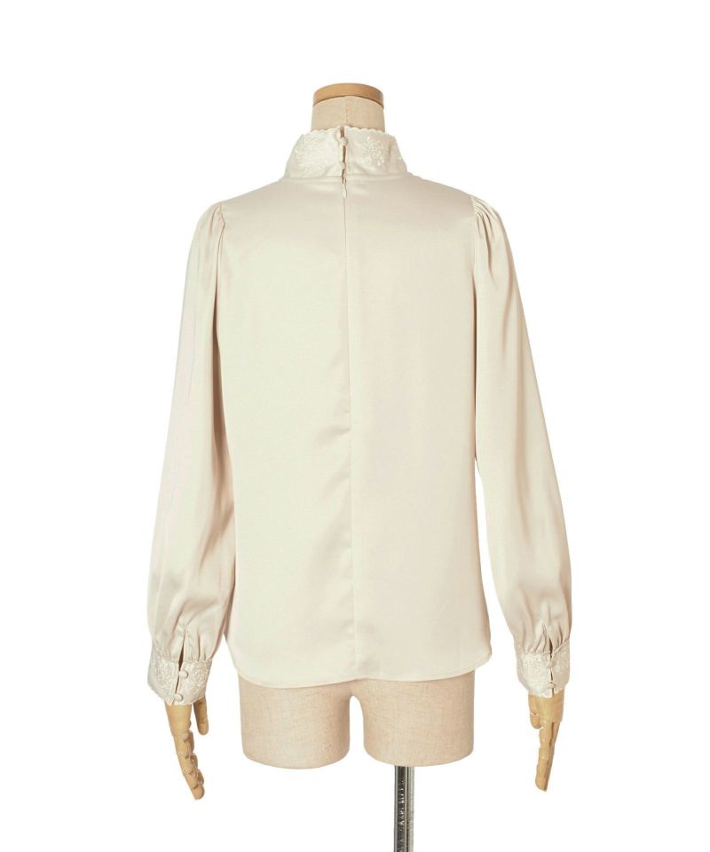 Back (off white)