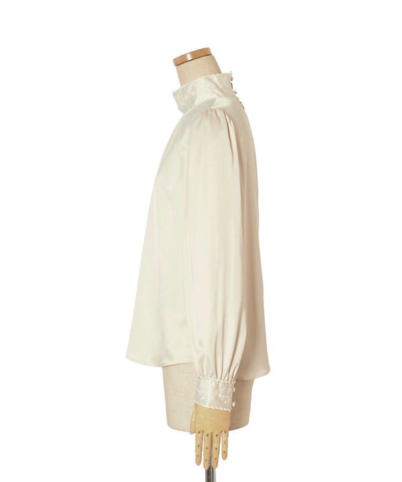 Side (off white)