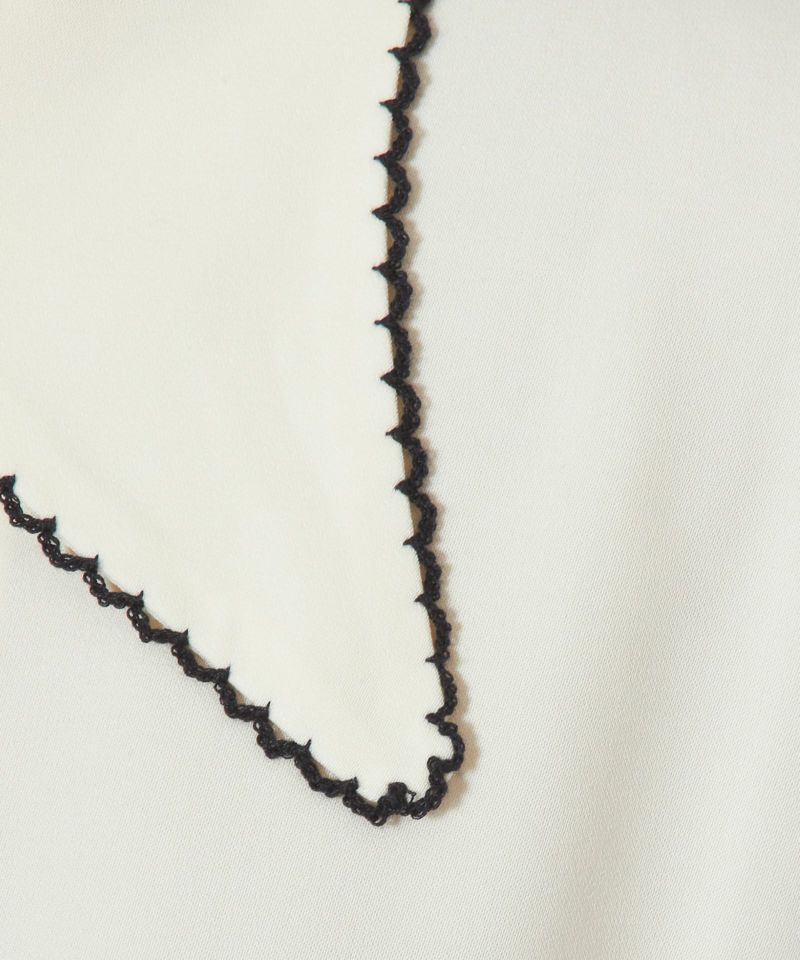 Collar up (off white×navy)