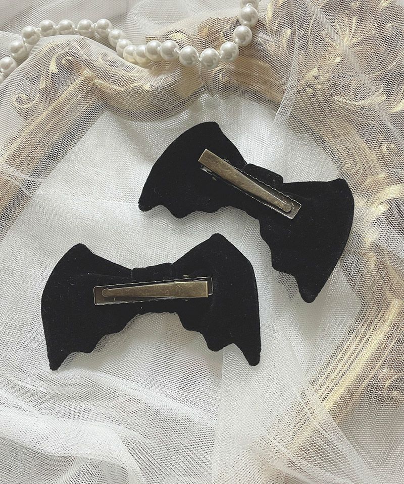 Clip part (black)