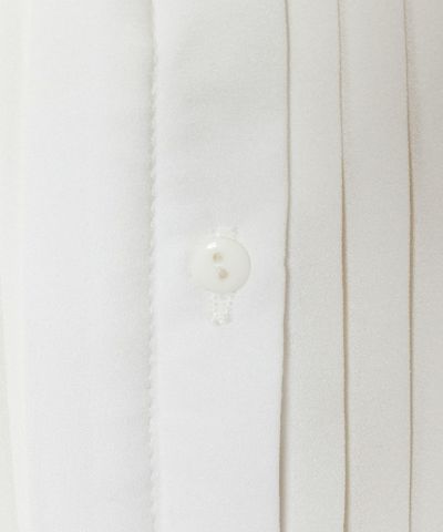 Button up (off white)