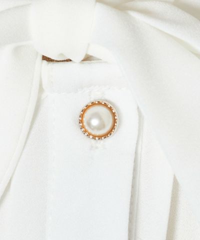Button up (off white)