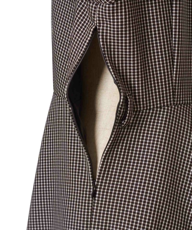 Side fastener (black x white)