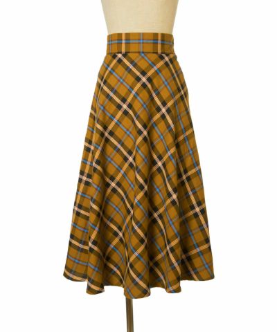 State with belt removed (camel)