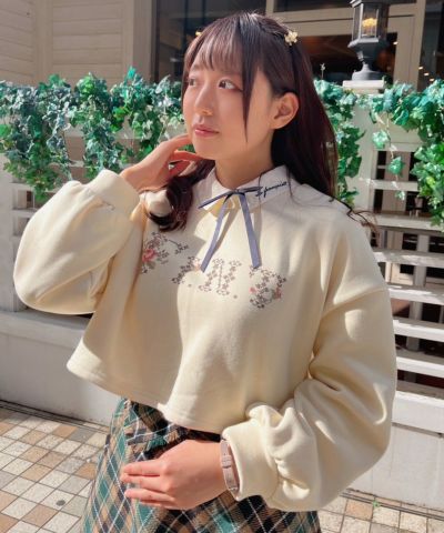 ivory / 155cm / layered with a blouse
