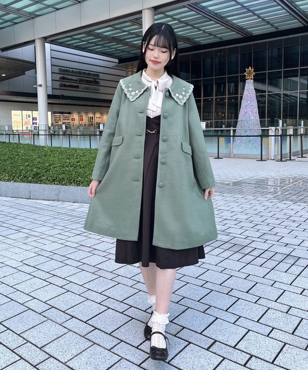 新品横振り刺繍スタンドカラーウールコートフレアジャケットミドル丈黒 