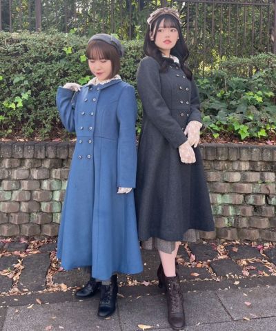 Left: blue / 149cm Right: gray / 167cm