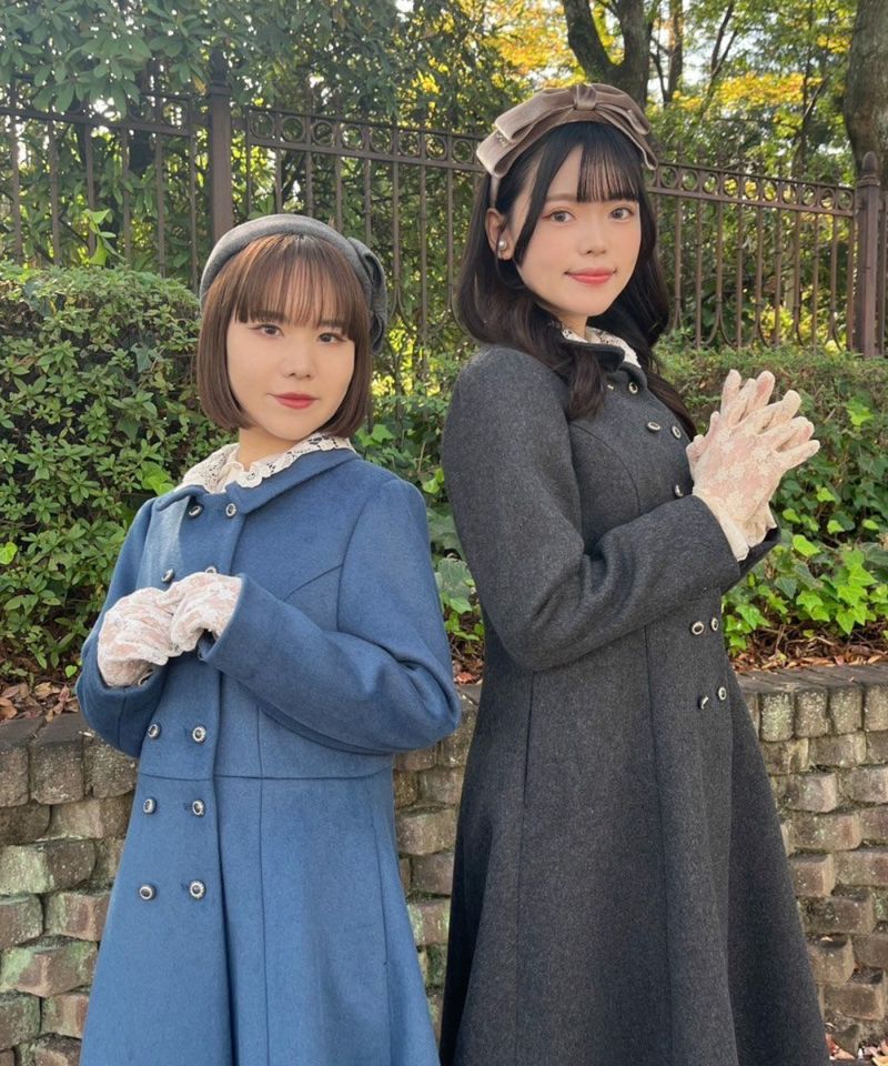 Left: blue / 149cm Right: gray / 167cm