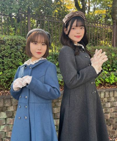 Left: blue / 149cm Right: gray / 167cm
