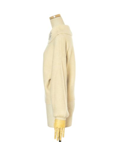 Side (light beige)