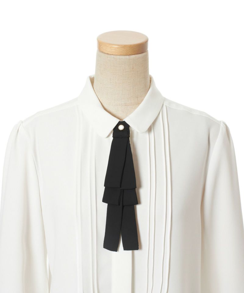 Front up (off white)