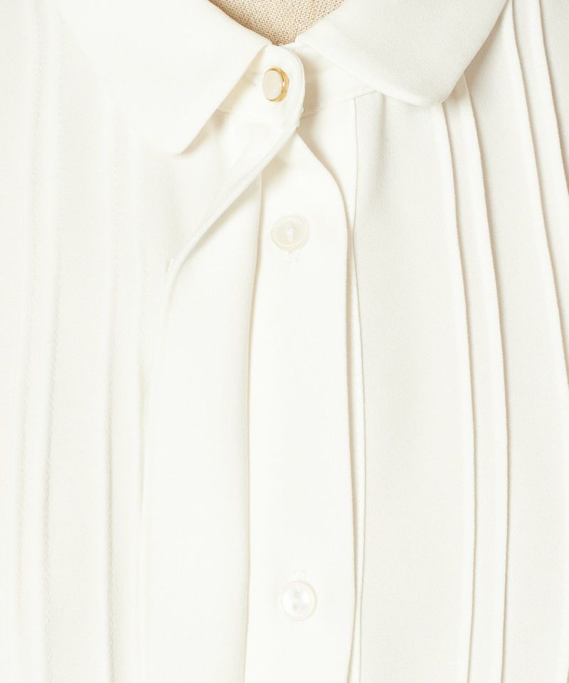 Inside button (off white)