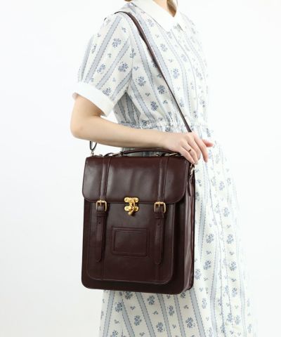 For shoulder bags / brown