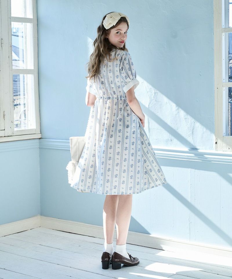 Light blue × white