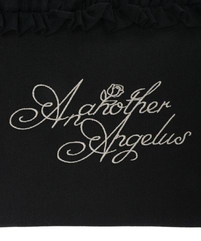 Logo embroidery up (black)