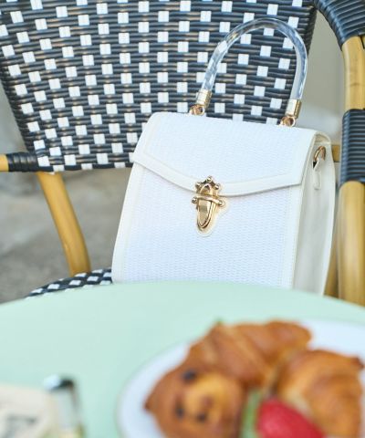 Faux raffia bag with front metal fittings/an another angelus [49BC05a002]