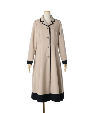 State with belt removed (ivory×navy)