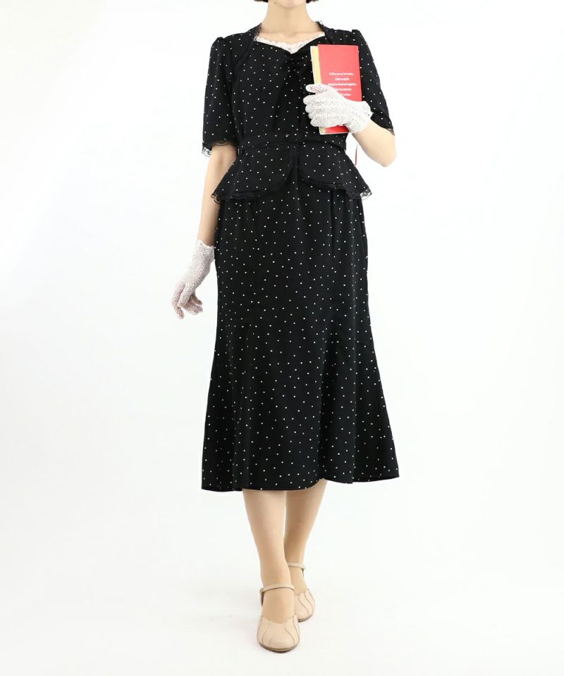 black×white / 165cm / Layered with lace innerwear