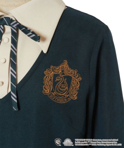 Embroidery (green)