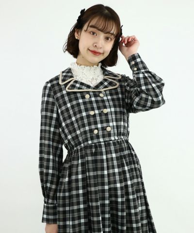 black×beige / 165cm / レーストップスとのレイヤード