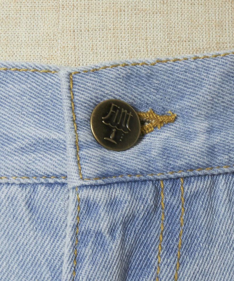 Button up (light blue)