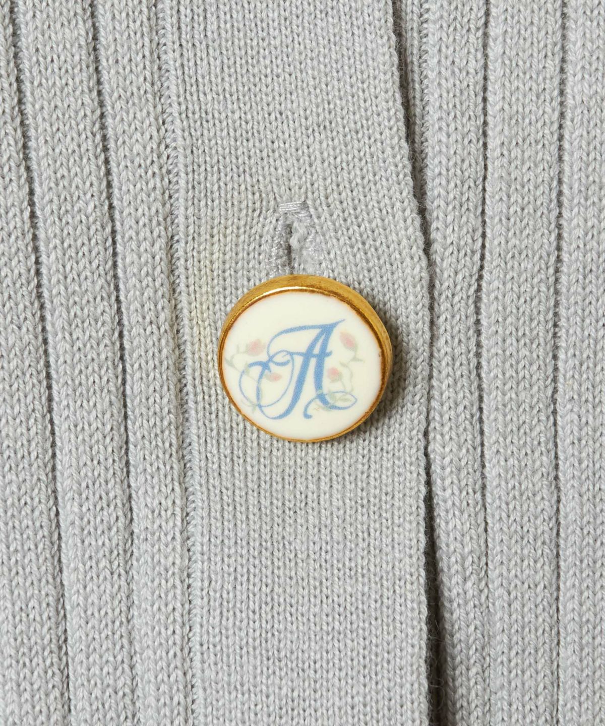 釦アップ (light blue)