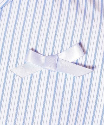 Fabric up (light blue x white)