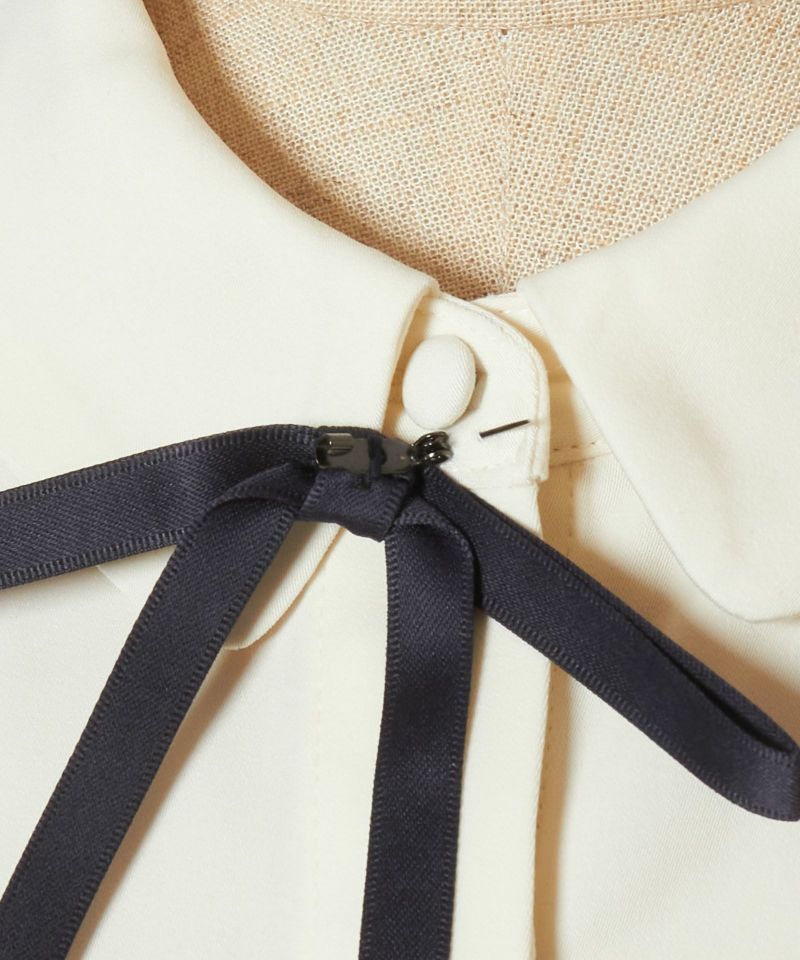 Ribbon up (off white)