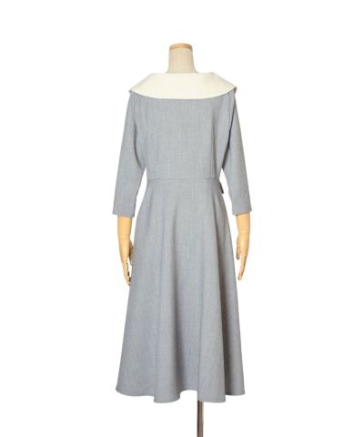 Back (light gray)