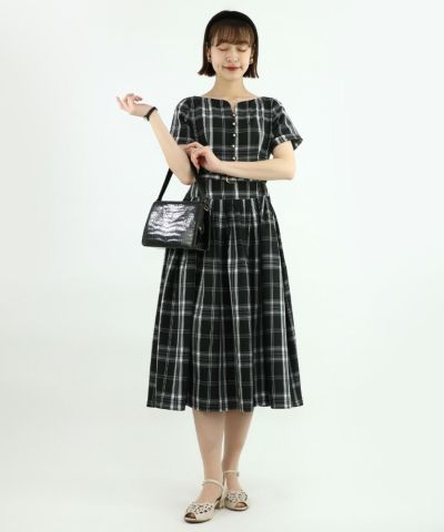 black × white / 165cm
