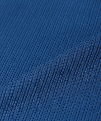 Cloth up (blue)