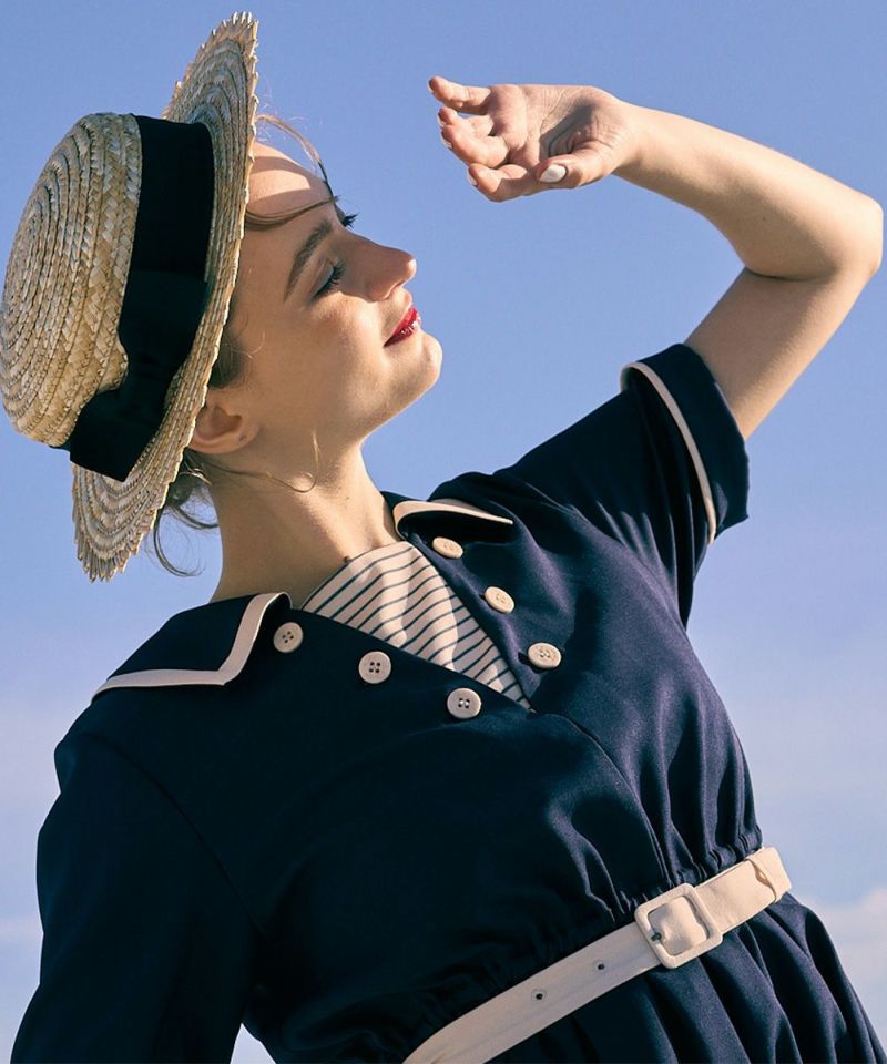 Navy × white