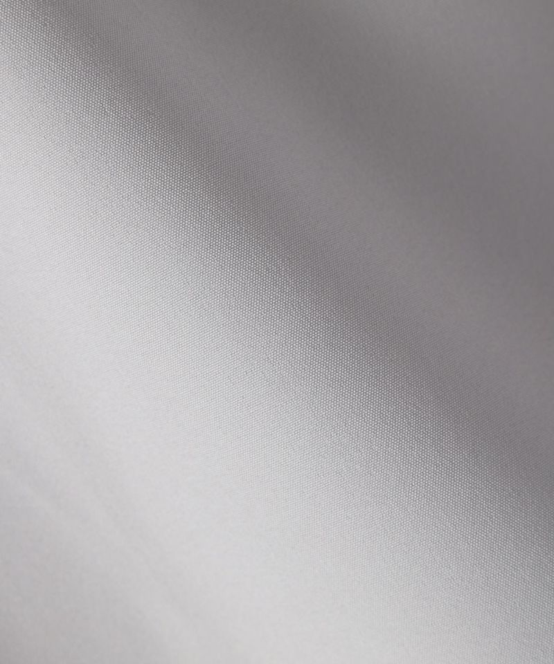 Fabric close-up (light gray×black)