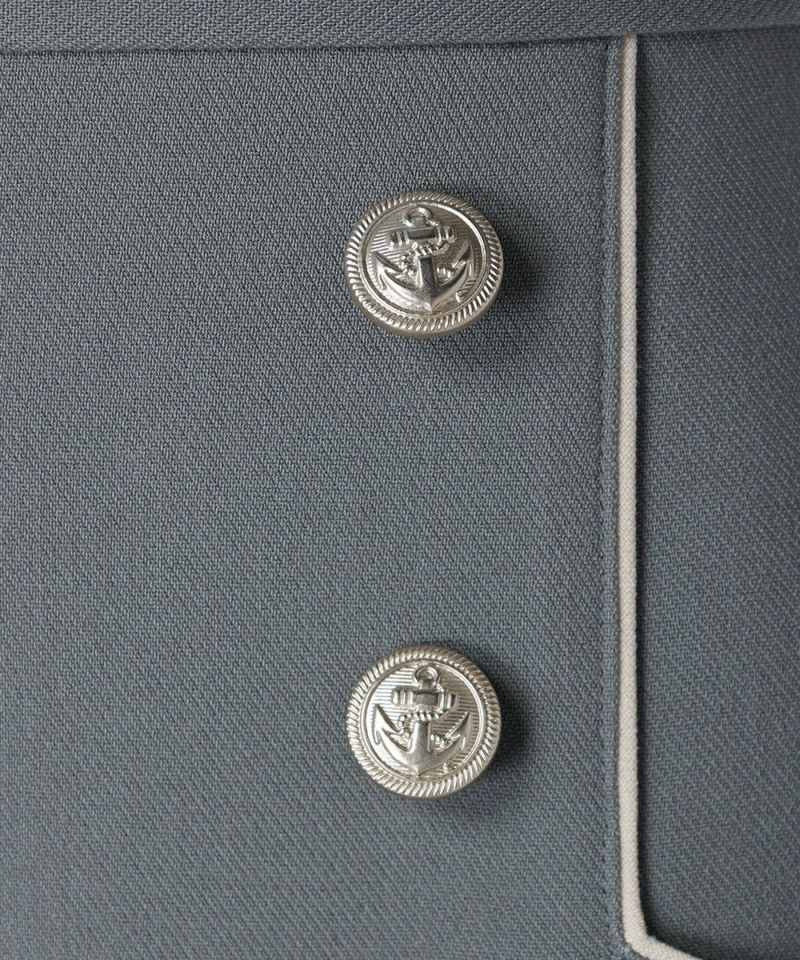 Button (gray)