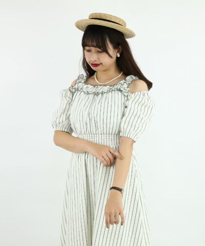 cream / 157cm / Off-shoulder