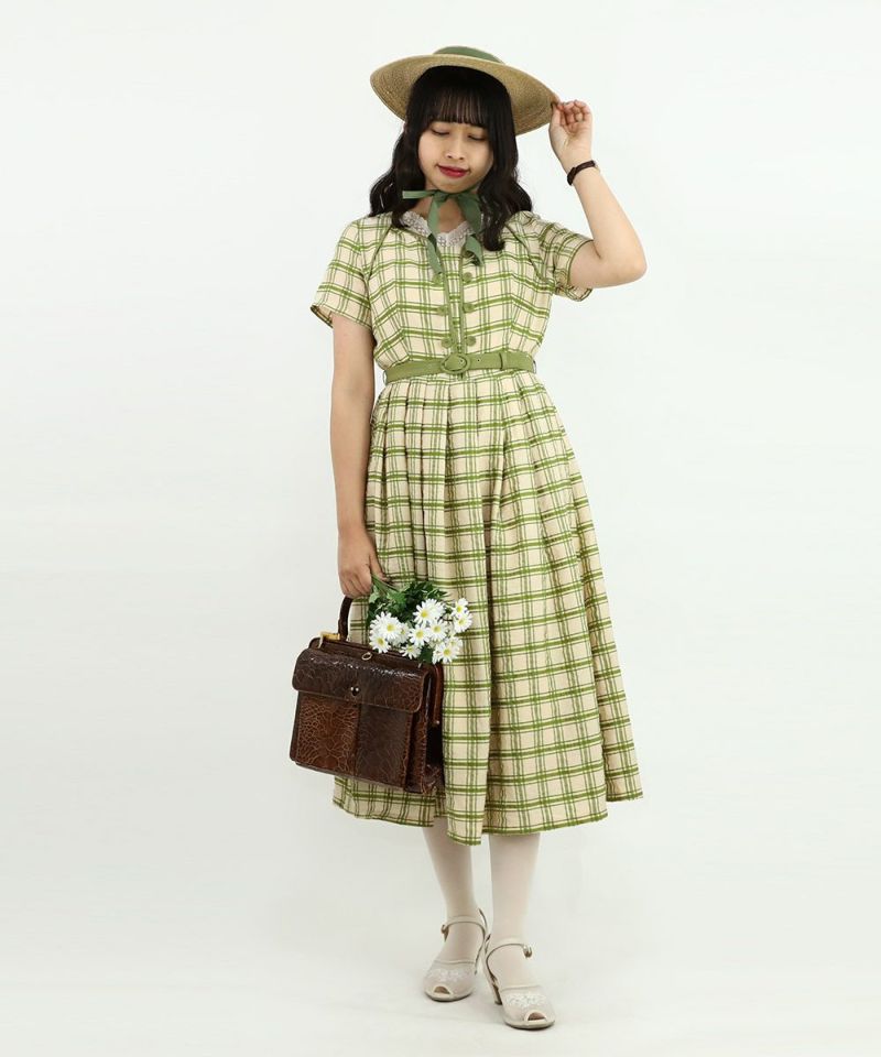 green×beige / 157cm / Layered with lace inner