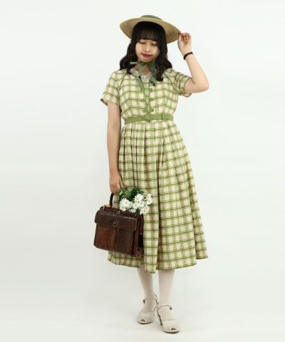 green×beige / 157cm / Layered with lace inner